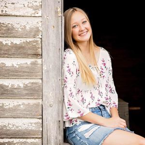 Meet your Posher, Isabelle